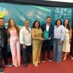Matriz de Camaragibe marca presença no I Seminário Estadual de Alfabetização e recebe Prêmio Município Alfabetizador 2025
