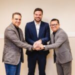 Chico Filho recebe apoio do bispo Alessandro Paschoall, da Igreja Universal de São Paulo