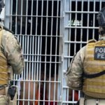 Polícia Penal faz varredura em presídios de Alagoas e apreende celular e anotações