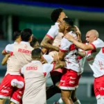 CRB vence o Atlético-GO e se reaproxima do G-6: 3 a 1